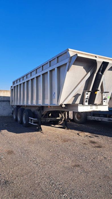 Продам причіп 2002 рік