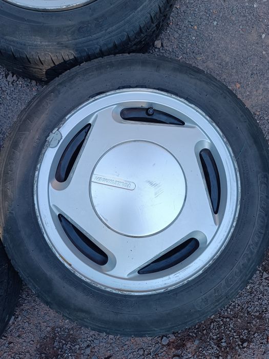 Alufelgi VW 13 4x100 opony 155 70 R13.   a1