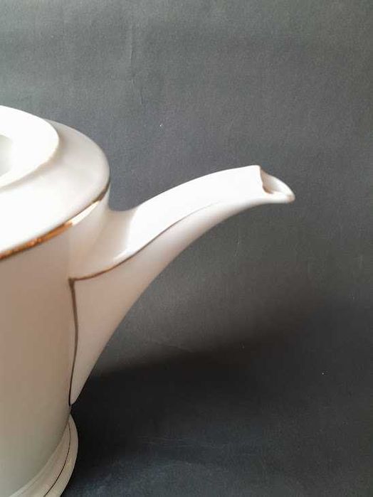 Porcelanowy dzbanek Parowa- Tiefenfurt.