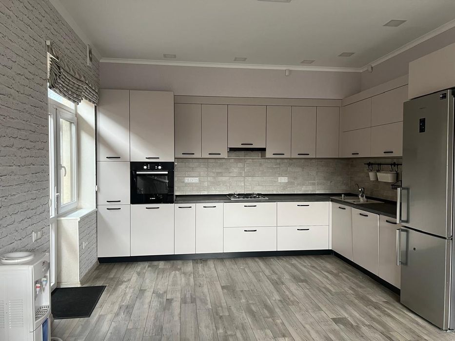 Оренда Будинку | Повна Автономність | Гараж