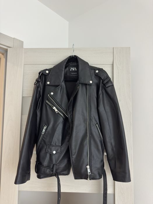 Трендова щкірянка Zara в ідеальному стані оверсайз