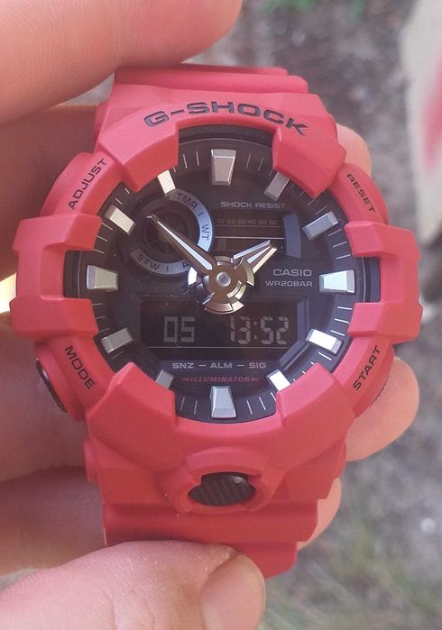 Zegarek Casio G-shock GA-700-4AER