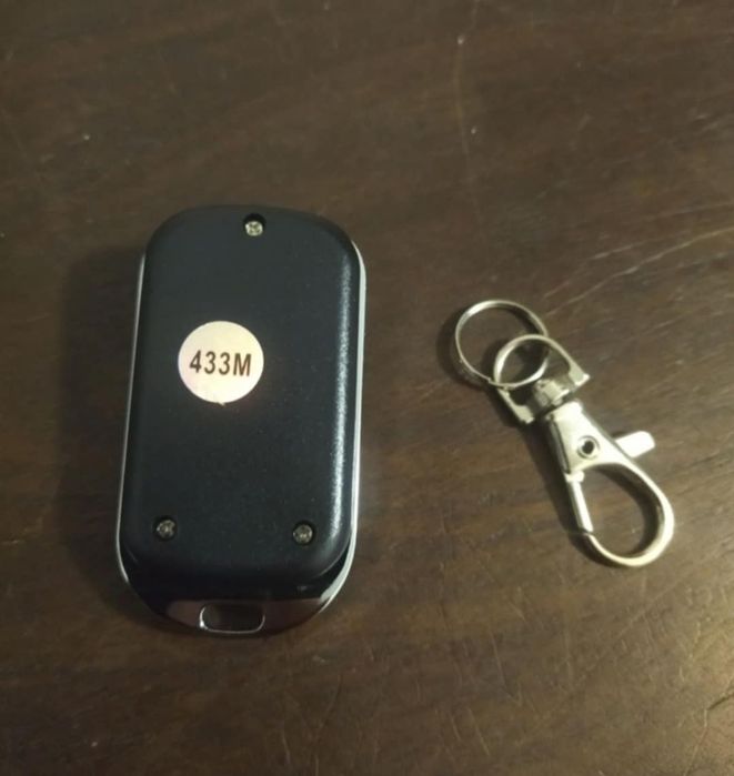 Comando de Garagem Universal - 433mhz - Novo sem uso