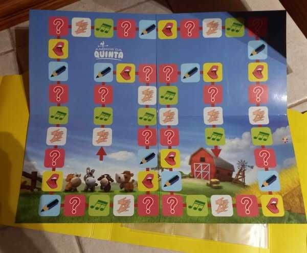 Caderneta LIDL "Amigos da Quinta" (VAZIA) ATENÇÃO: A caderneta tem 2 páginas pintadas