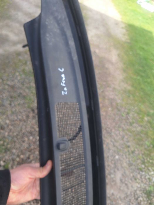 Podszybie Opel zafia  C LIFT