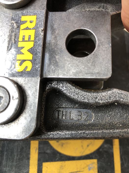 Szczeka zaciskowa Rems THL 32