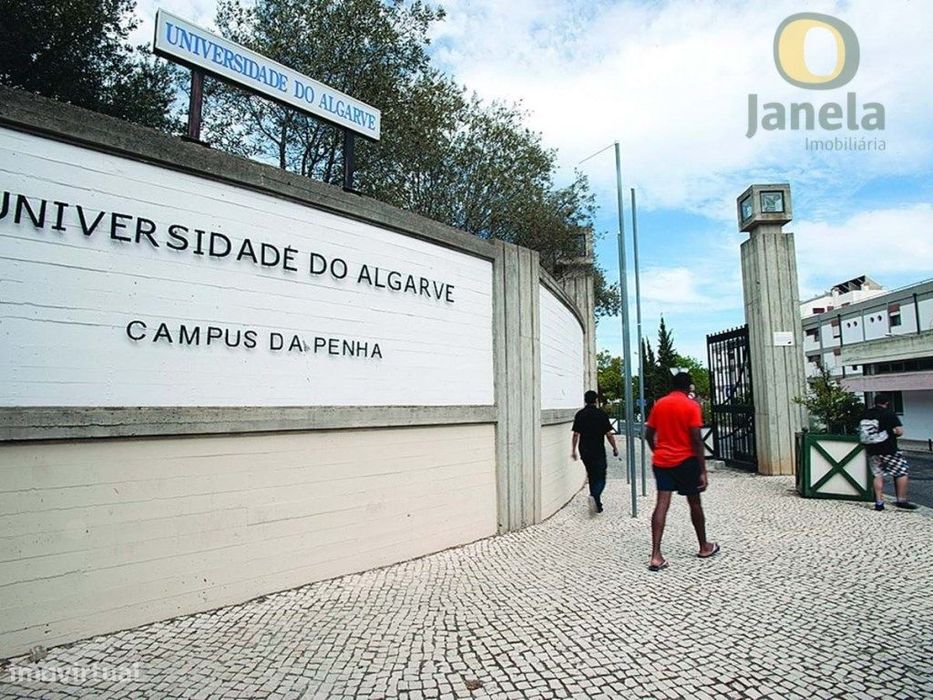 Lote para desenvolver construção para 12 fogos