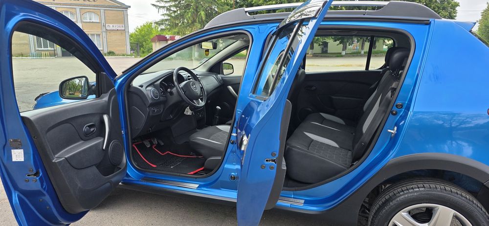 DACIA SANDERO STEPWAY Laureate 1.5диз. 66kv.90л.с
