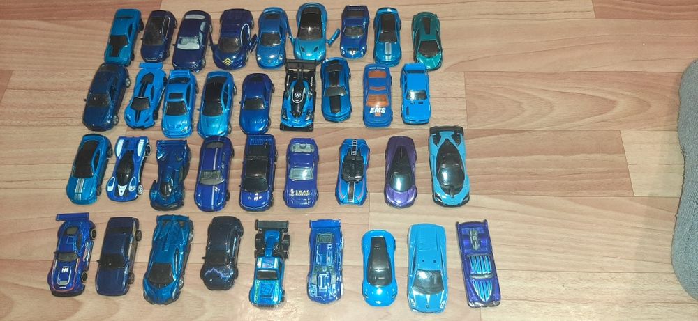Іграшки, машинки, модельки, Hot wheels