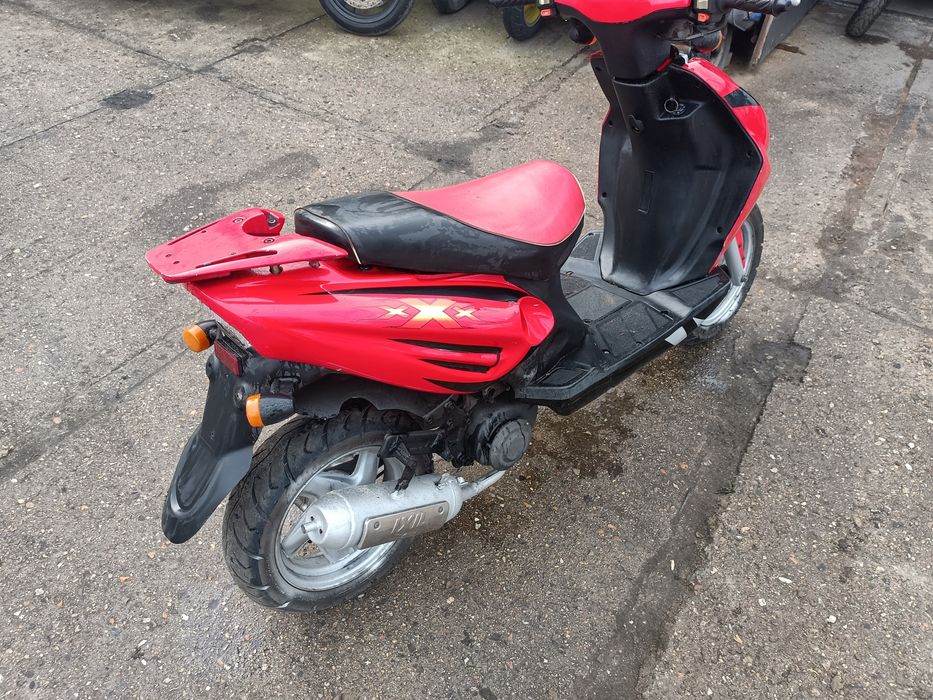 Skuter max xxx 50 2t minarelli  na części
