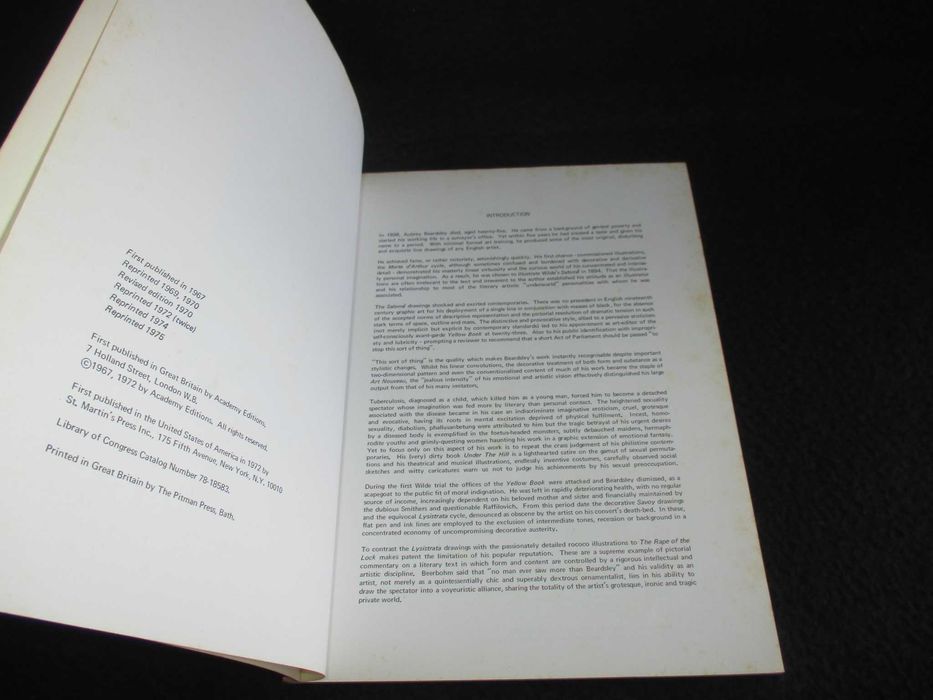 Livro Sixty Selected Drawings Aubrey Beardsley