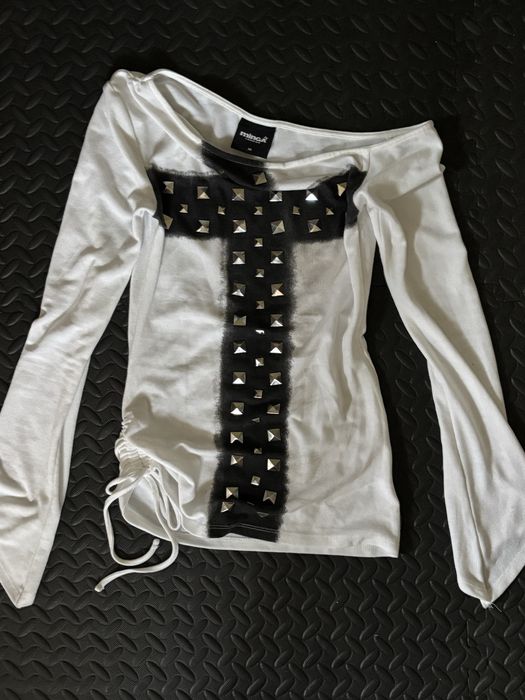 Mingalondon off-shoulder top трендовий