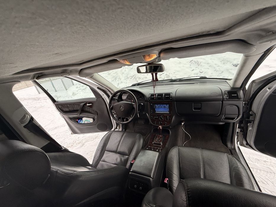 Продам ML 163 з одним із найкращих двигунів  2.7 CDI кінець 2000 року
