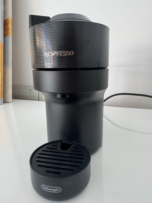 Máquina de Café DELONGHI Nespresso