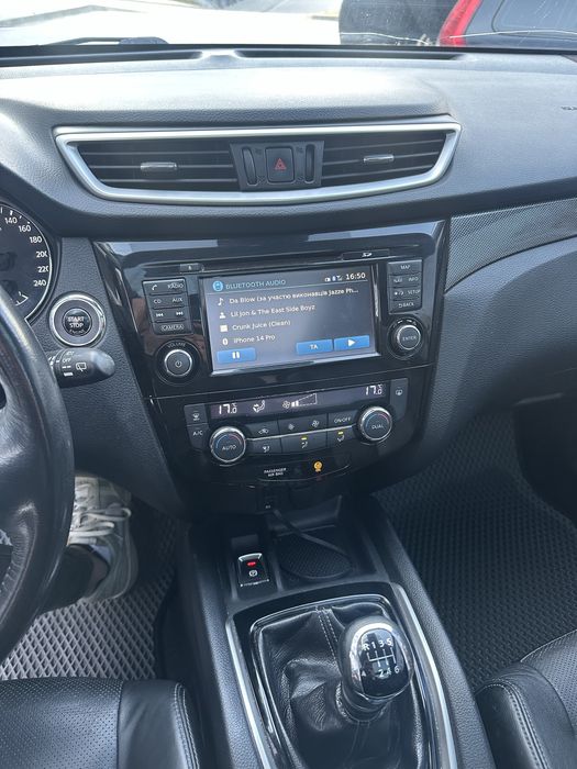 Nissan X Trail 2015