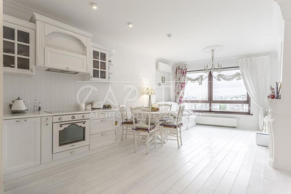 Продаж 3к квартири. ЖК Park Avenue VIP, пр-т Голосіївський