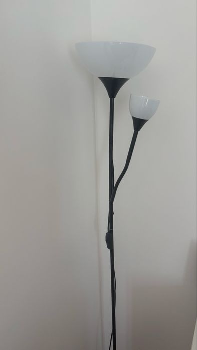 Candeeiro de pé Ikea