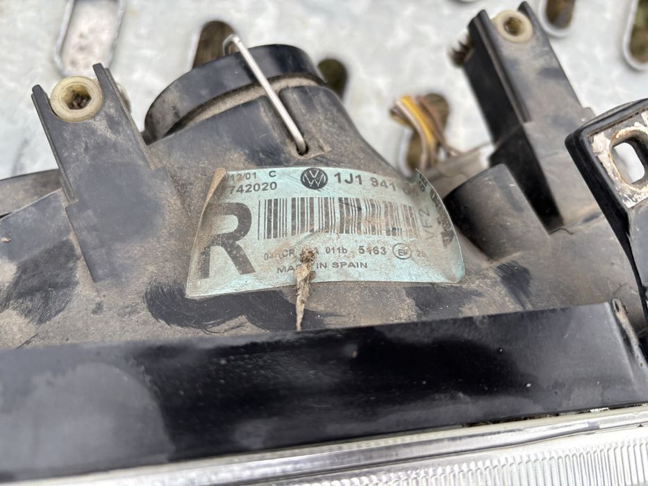 Фари гольф 4 оригінали