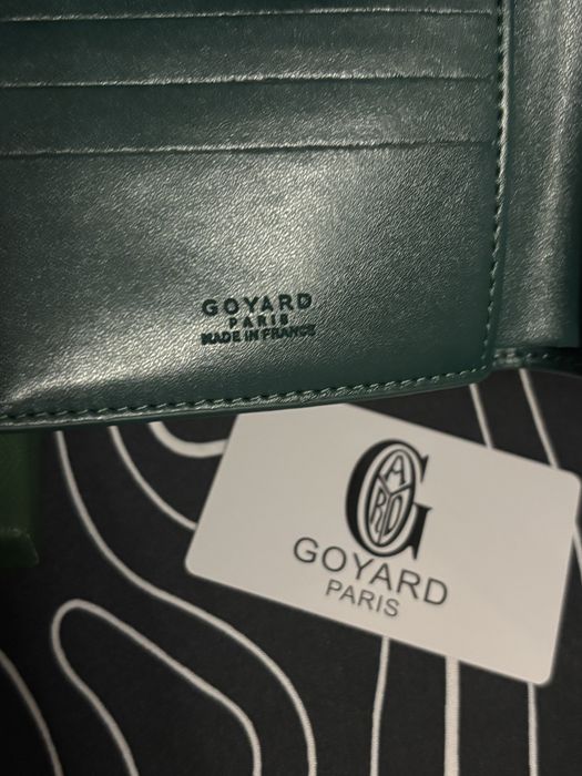 Zielony portfel Goyard