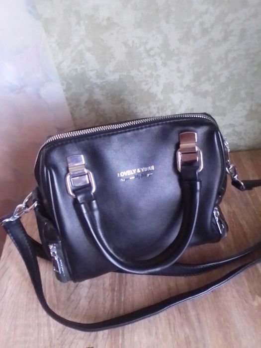 Обменяю вещи.в нормальном состоянии.