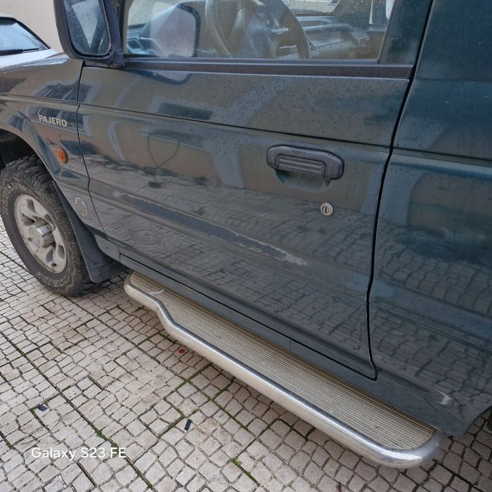 Vendo jipe Mitsubishi  2.8 diesel do ano 1998,.com 260.000km
