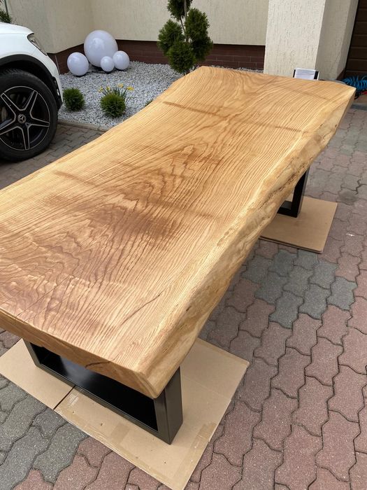 Stół dębowy- monolit 213 cm NOWY !!!

Stół dębowy monolit 213 cm – ręc