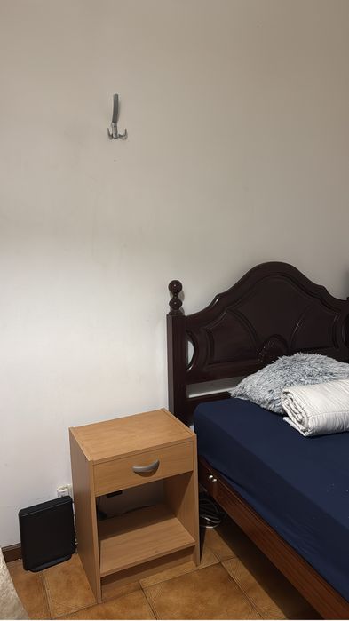 disponvel  fica em Arcozelo Gaia 300 + caucao