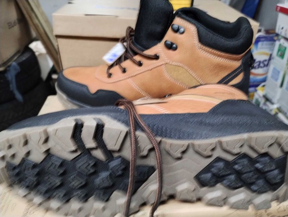 Nowe buty trekingowe AVIC Adventure rozmiar 45 z Niemiec