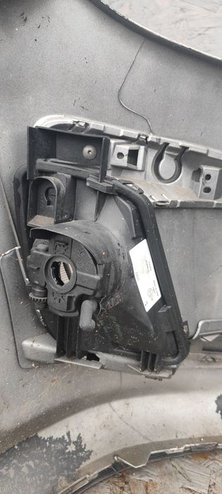 Бампер пежо 308 (2008р.) решітки