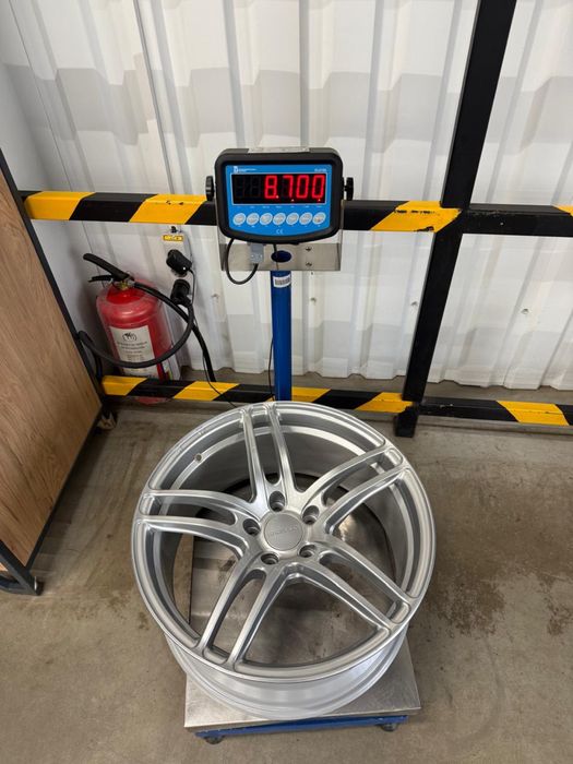 Кованные Диски 8.5j r18 et24