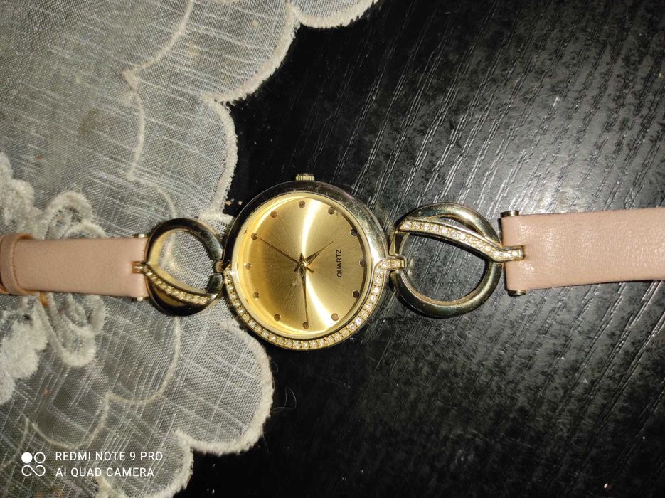 Zegarek damski na rękę