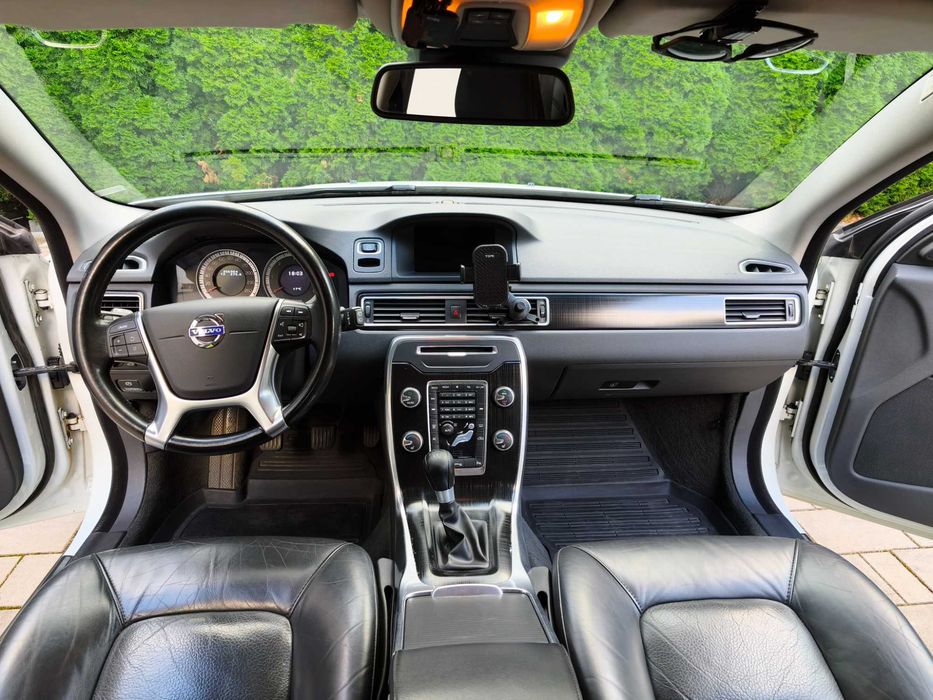 VOLVO V70 diesel