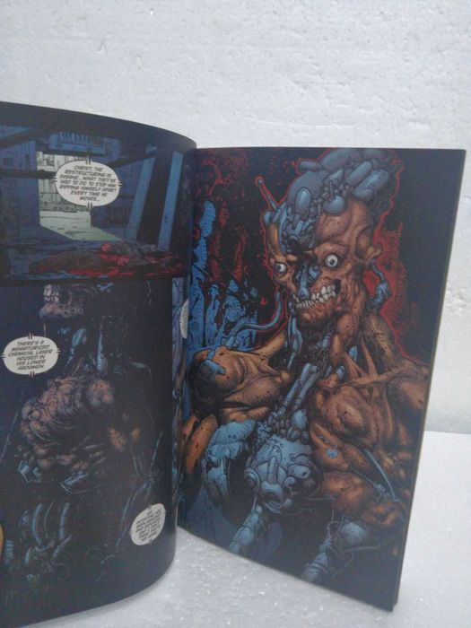 Warren Ellis- Global Frequency Planet Ablaze