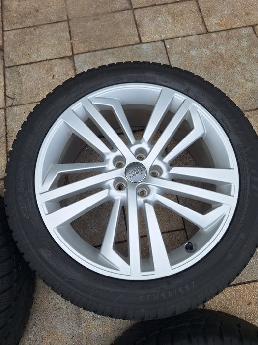 Koła zimowe Audi Q5 255 45 r20