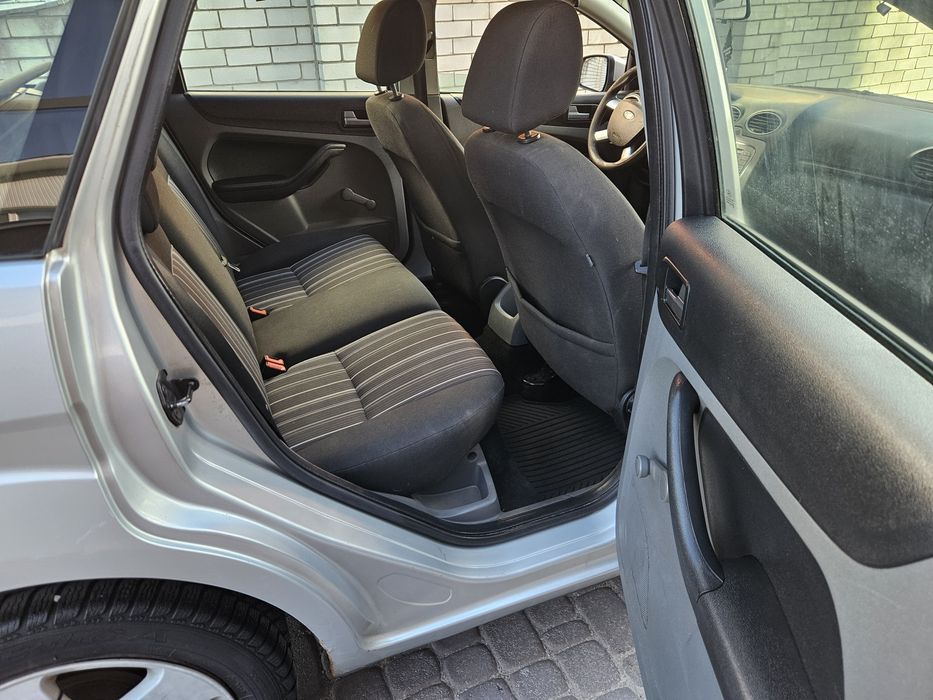 Ford Focus MK2  2008 рік 2.0 дизель для військових