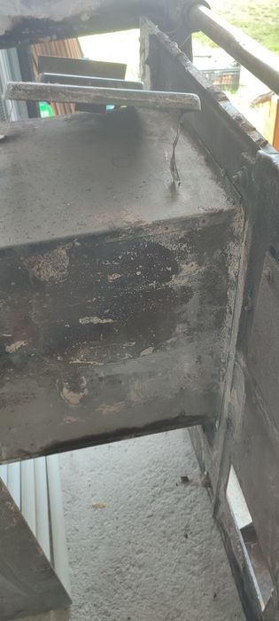 Fogão a lenha de obra