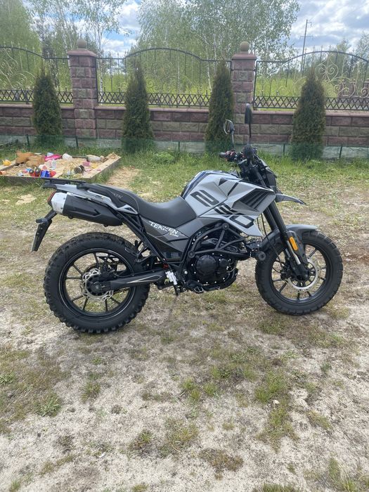 Мотоцкел текен 250