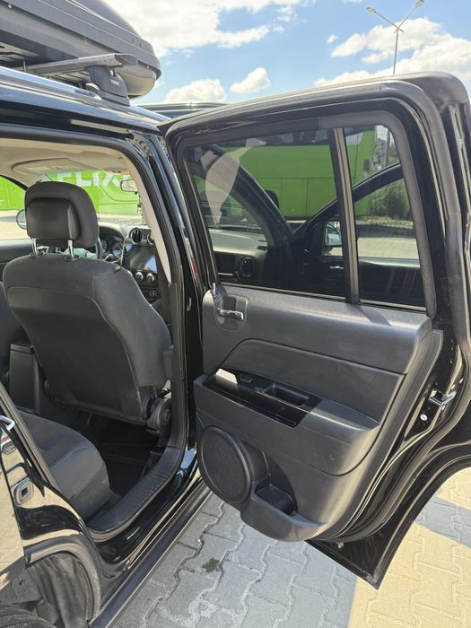 Продам jeep compass 2012