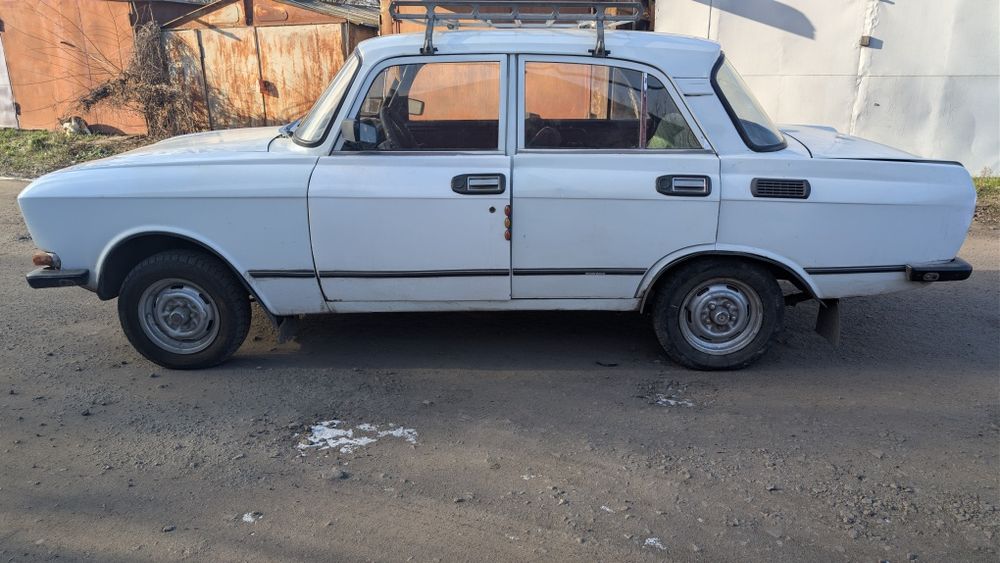 Москвич АЗЛК 2140