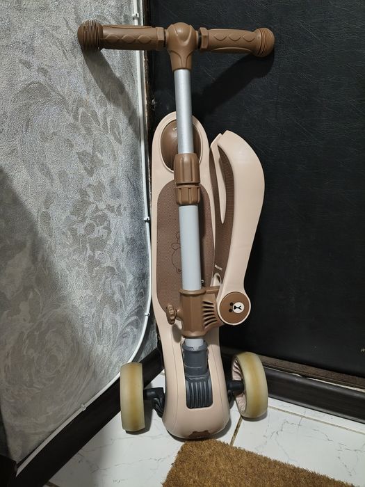 Дитячий самокат з регулюванням