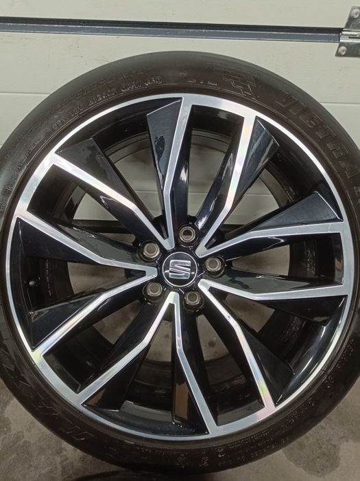 Alufelgi 19" 5x112 Seat Ateca Leon IV Cupra Skoda Octavia VW  Tiguan
