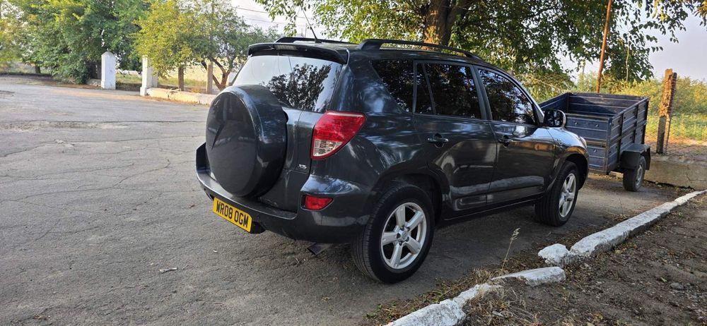 Продам автомобіль авто Тойота