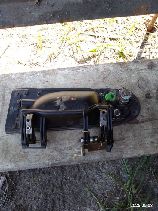 Дверные ручки на автомобиль Крайслер,Додж,Эклипс