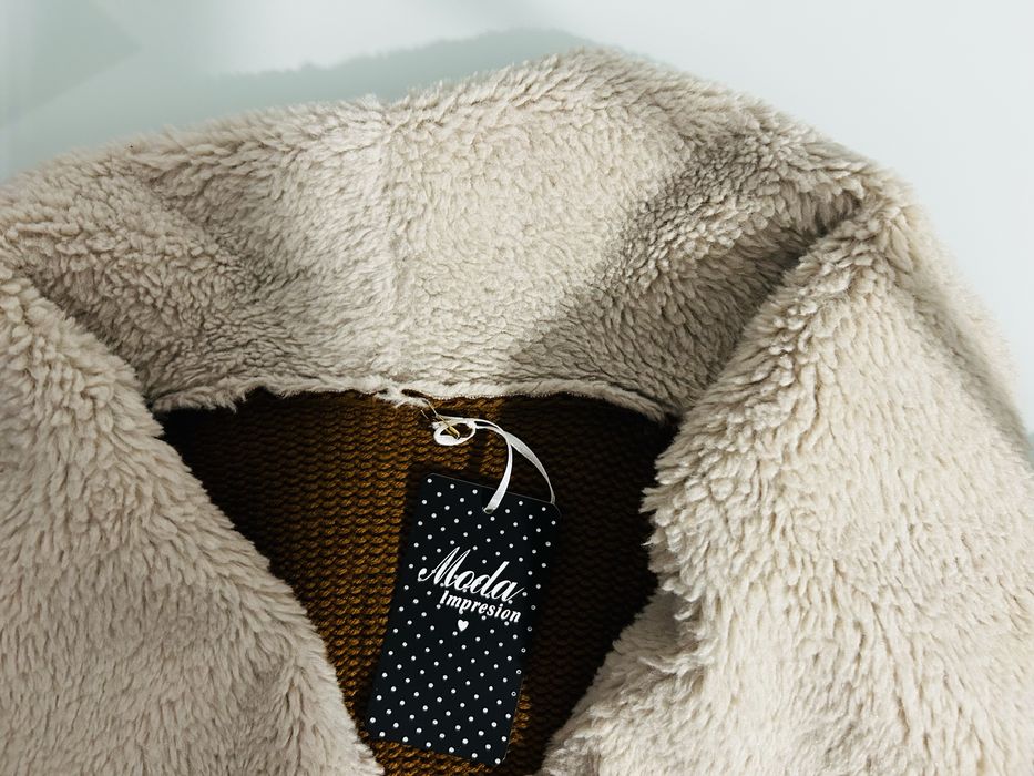 Casaco camurça e lã