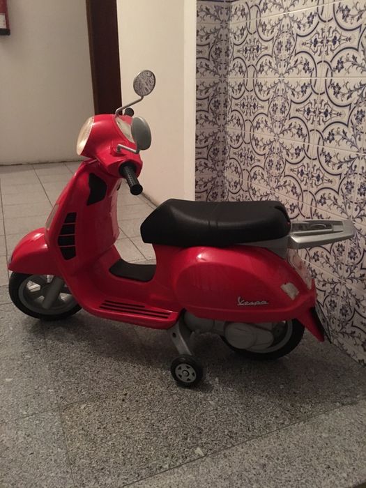 Scooter Piaggio, moto de criança