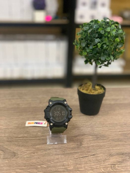Тактичний наручний годиник (Хакі)