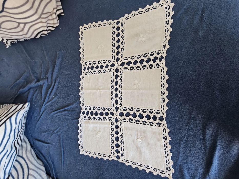 Naperons vários bordados