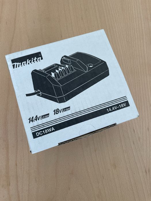 Carregador Makita