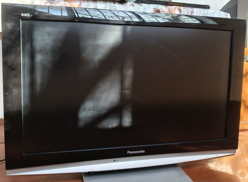 Panasonic 37 дюймів – гарна картинка, HDMI, повністю робочий