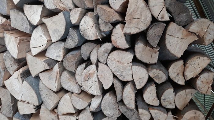 Drewno kominkowe sezonowane DĄB